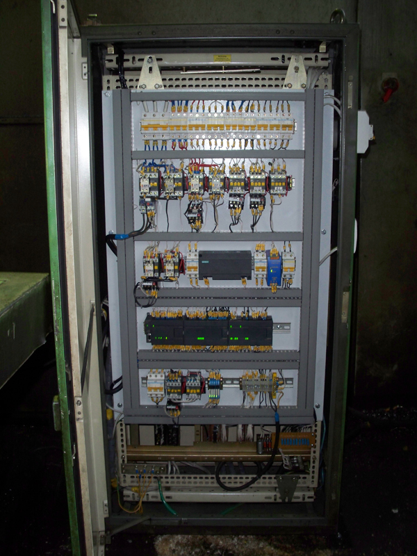 консольно-фрезерный станок FSS400-1660-2PS